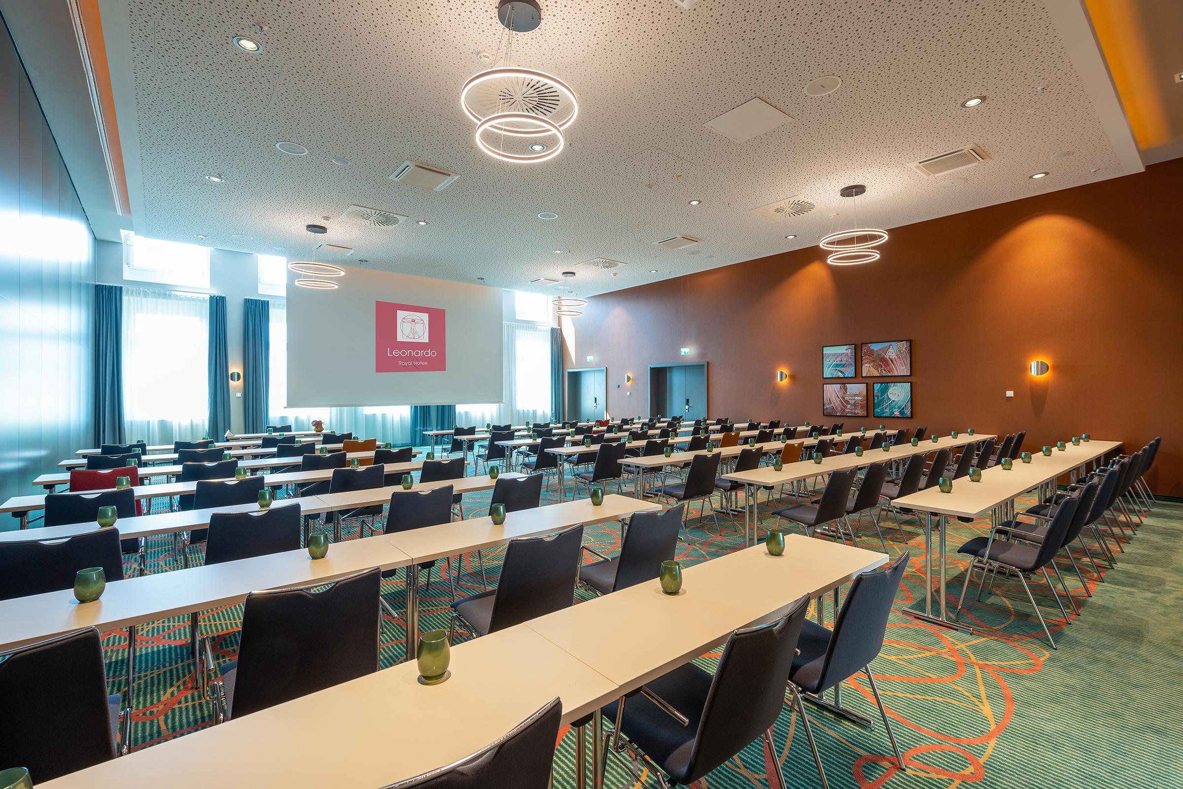 Hotel Leonardo Royal 4*